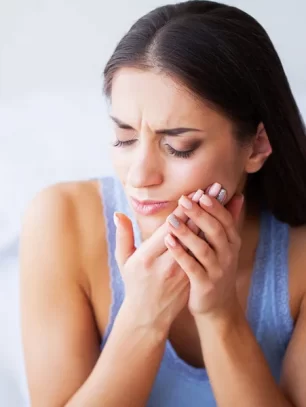 Emergency Dental Pain: What to Expect at Your Appointment
